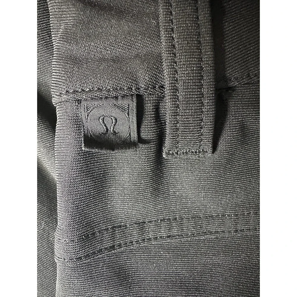 Lululemon MSRP $138  ABC Classic-Fit 5 Pocket Pant Warpstreme Black Size 32